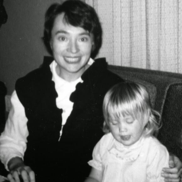 Meet your Posher, Rhonda - Picture 1 of 1